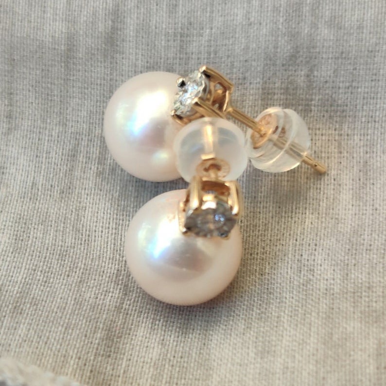 14kt gold Sea of Beauty oval pearl diamond earrings