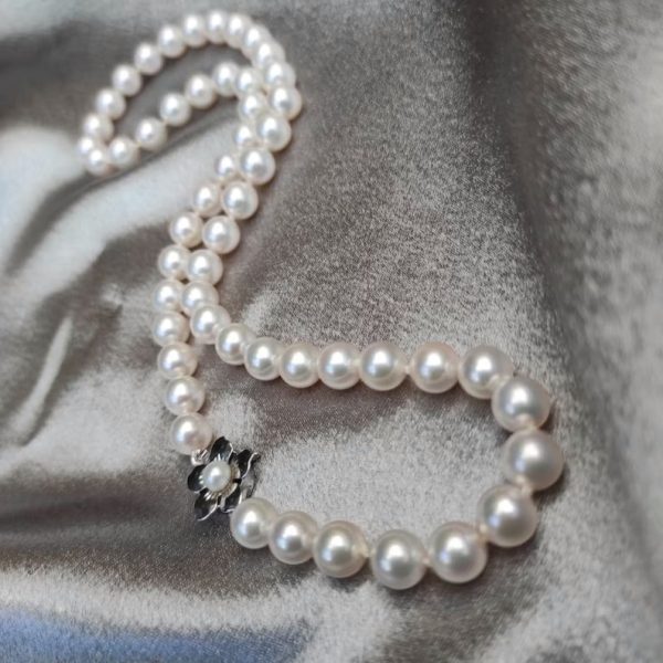 Casuals Fairhope 16 Pearl Necklace with Silver Magnetic Clasp - M & F  Casuals